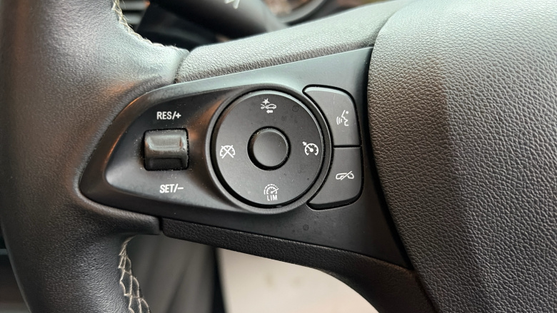 Vauxhall Astra 1.4T 16V 150 SRi Nav 5dr Petrol Estate